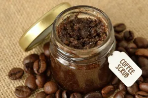 Esfoliante com Café: Conheça 5 Receitas Caseiras para Sua Pele