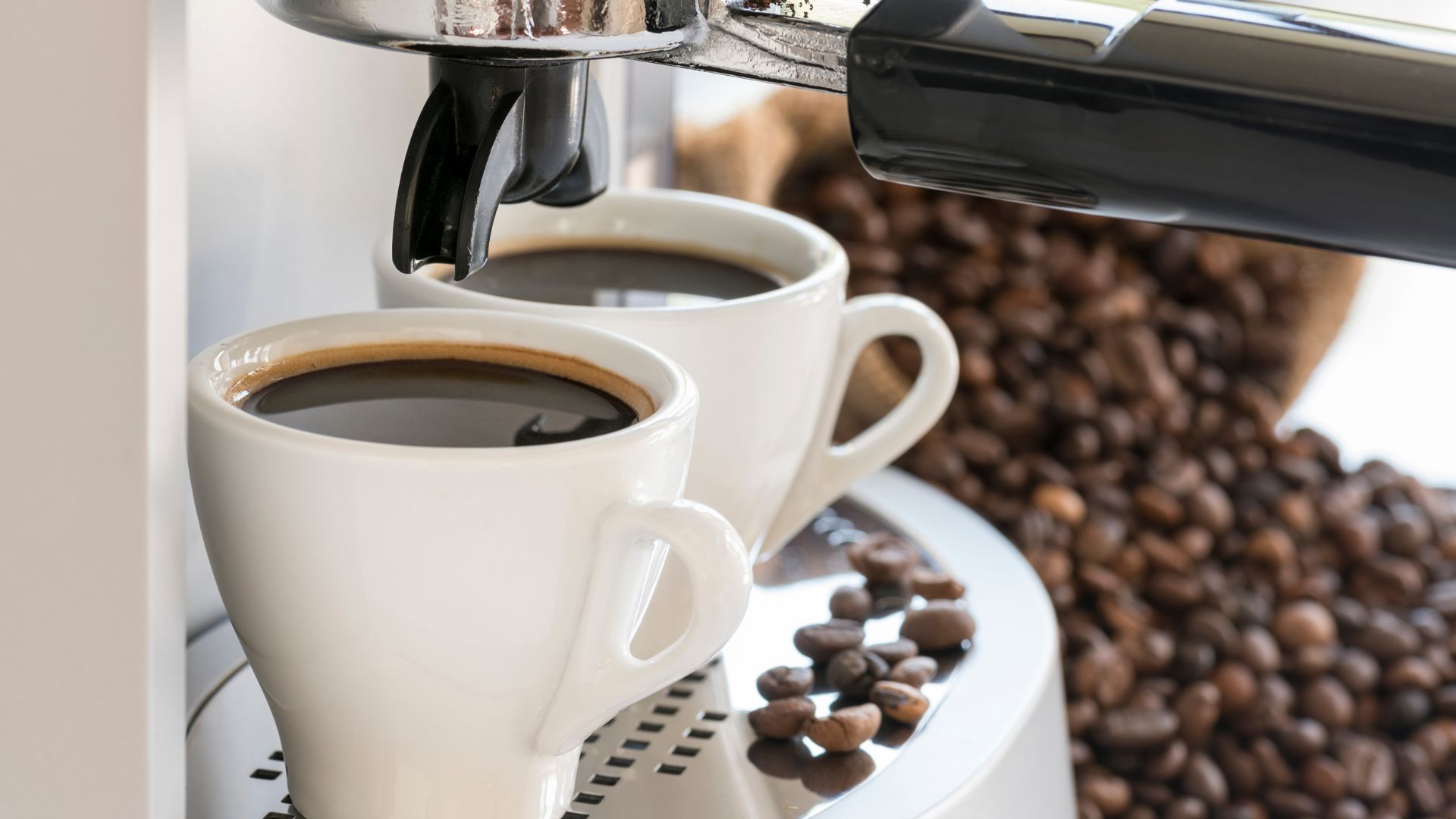 Onde consertar máquina de café nespresso: saiba como e onde encontrar